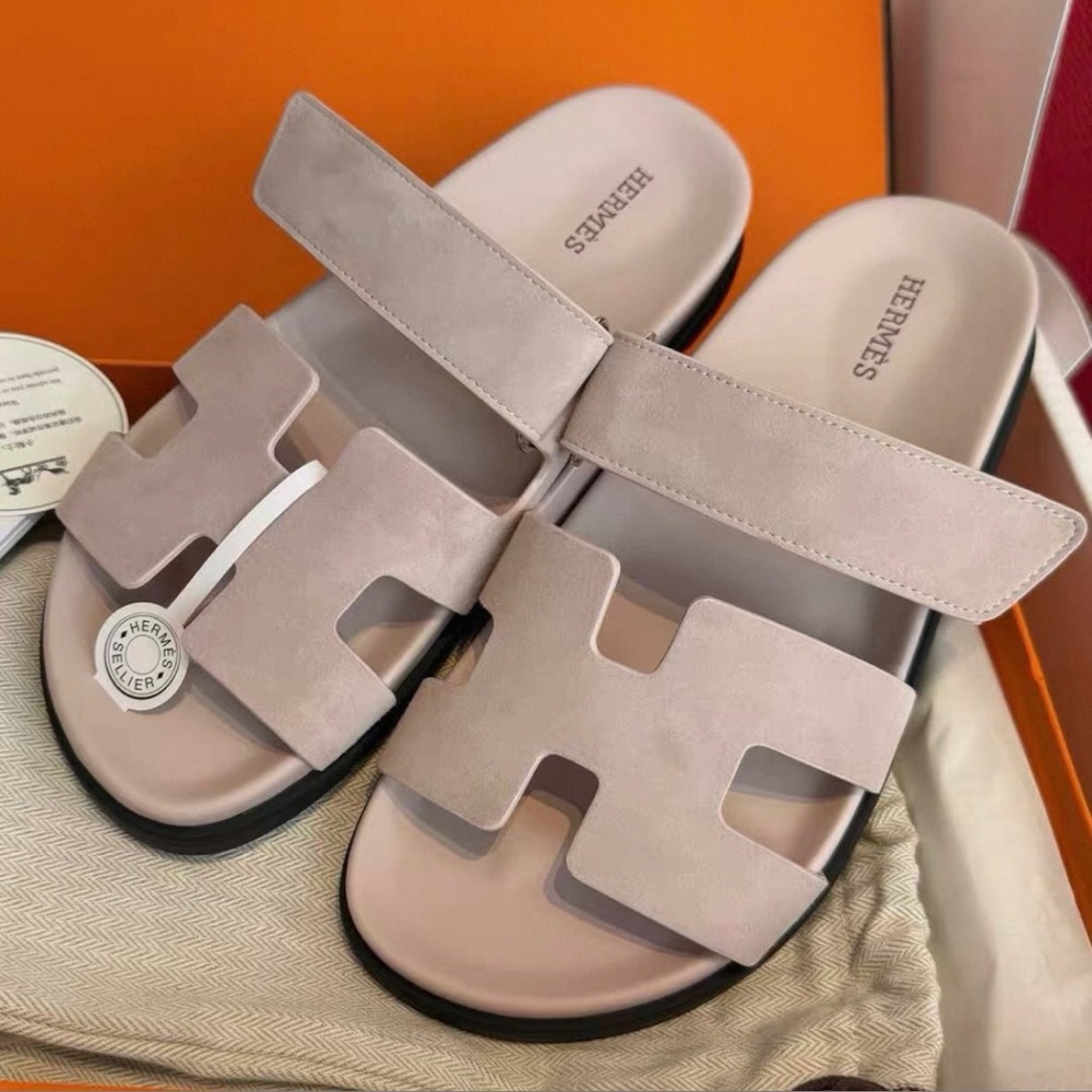 Hermes Women's Sandals in Light Pink